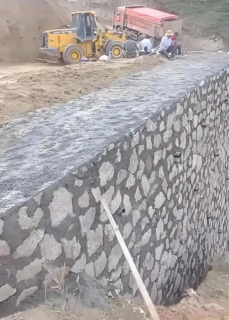 北京海淀区边坡加固
